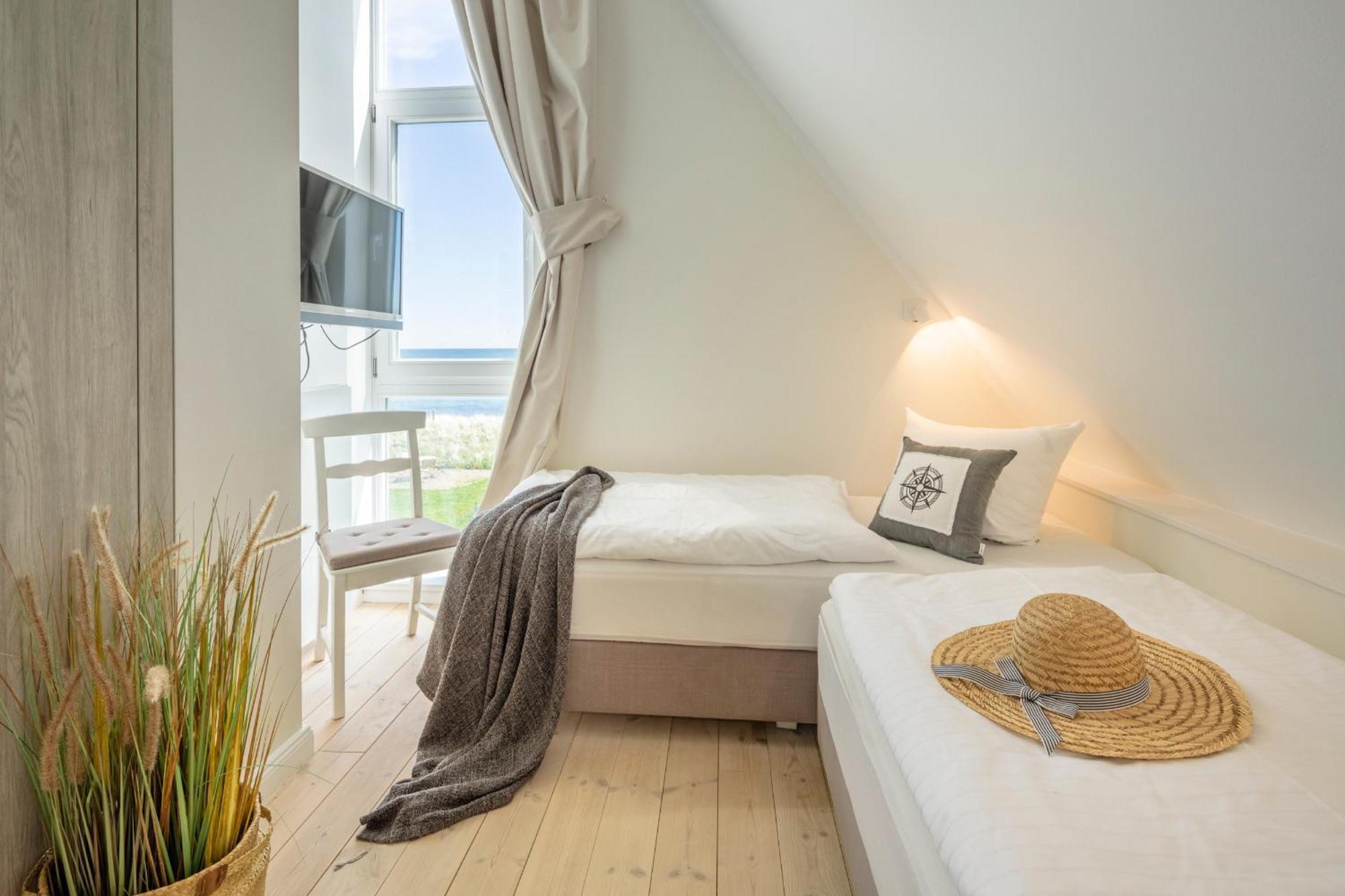Ocean 2 Villa Rettin Bagian luar foto